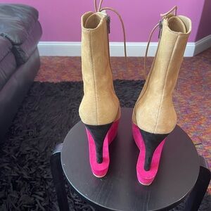 Stylish Tan and Pink Women's Boots
